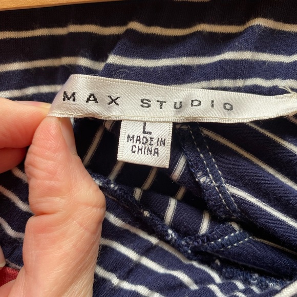 Chevron stripe knit maxi skirt by MaxStudio - Picture 2 of 2